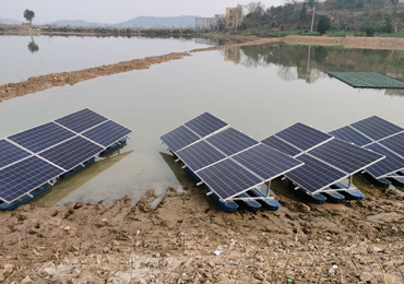 99 ensembles 750W & 1,1kW système d'aération solaire à Yugan, Jiangxi